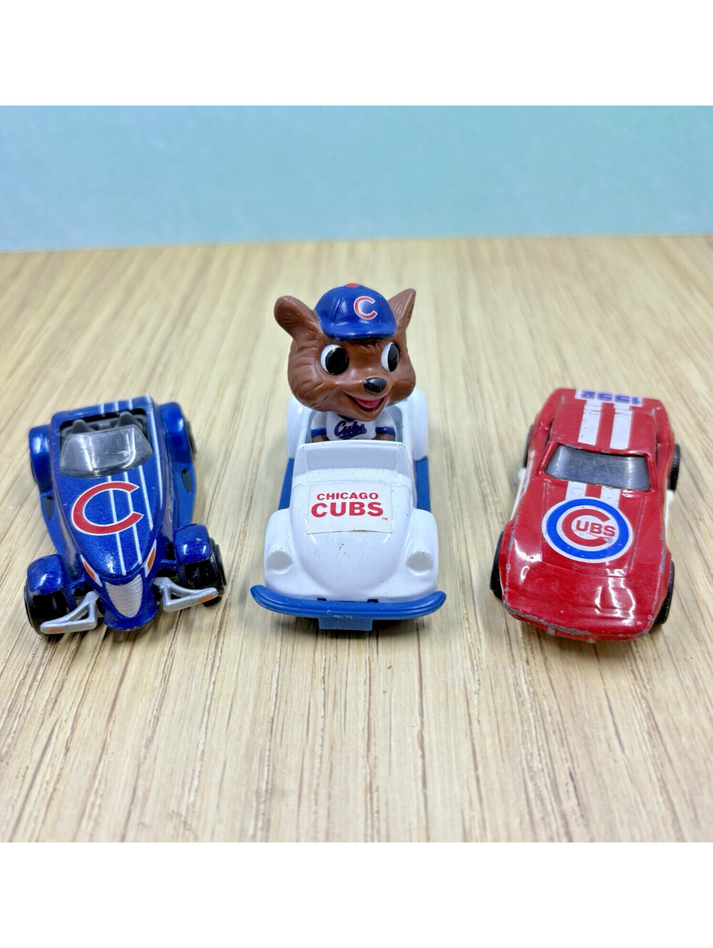 Lot of 3 MLB Chicago Cubs Vintage 1992-97 ERTL-VW Bug Bobble Head, Prowler Vette